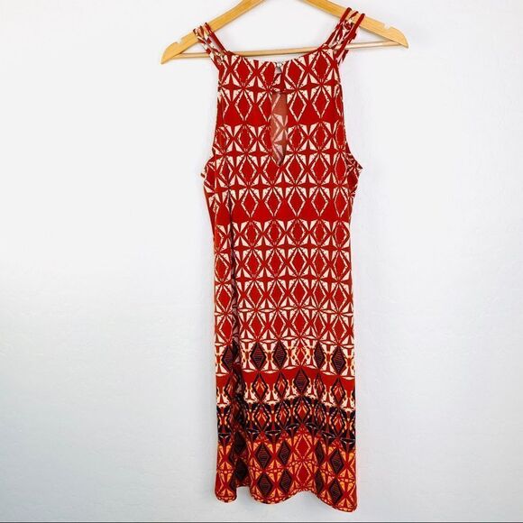 Banana Republic red print sleeveless keyho… - Picture 2 of 7